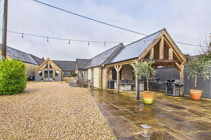 Land for sale in Curbridge