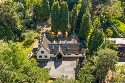 2.2 acres of House with Land for sale in Finchampstead