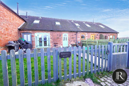 Land for sale in Stowe-by-Chartley