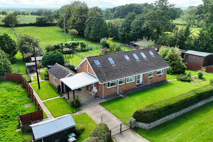 2.8 acres of Smallholding for sale in Kirby Wiske