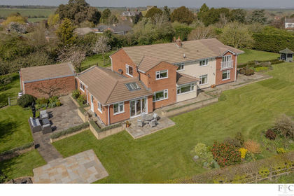 1 acre of House with Land for sale in Willoughby Waterleys