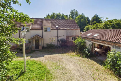 1 acre of House with Land for sale in Buslingthorpe