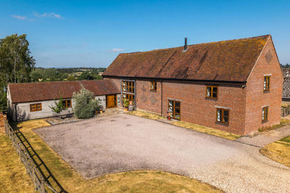Barn Conversion for sale in White Ladies Aston