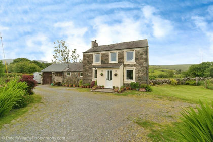 5 acres of Land for sale in Llanllyfni