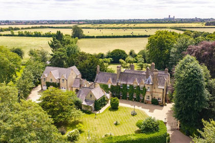 2 acres of Country Home for sale in Riseholme