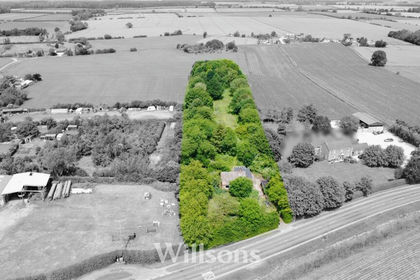 2 acres of House with Land for sale in Mareham le Fen