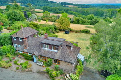 2 acres of House with Land for sale in Brasted