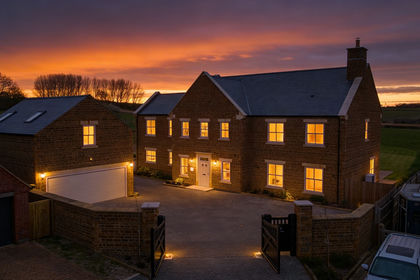 3 acres of House with Land for sale in Leicestershire