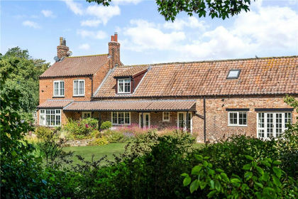 4 acres of House with Land for sale in Ebberston and Yedingham