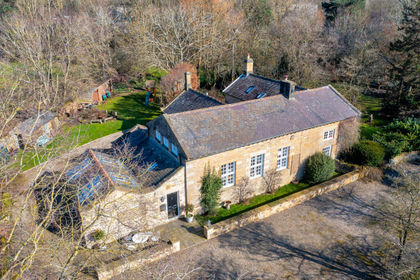 1 acre of House with Land for sale in Chollerton