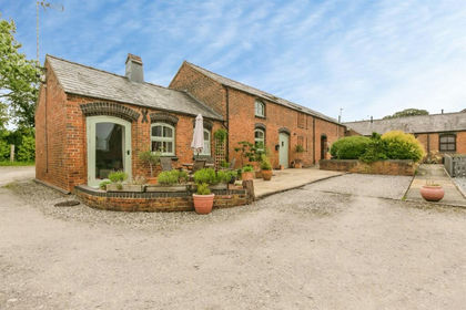 Barn Conversion for sale in Cheadle