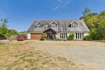15.9 acres of Smallholding for sale in Carmarthen