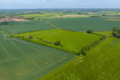 20.2 acres of Grazing Land for sale in Wragby