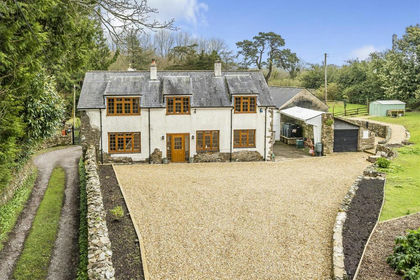 Land for sale in Sparkwell