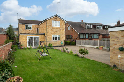 1 acre of House with Land for sale in Spen Valley
