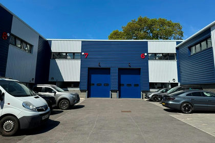 Warehouse for sale in Romsey