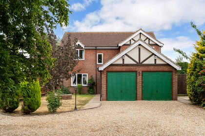 1.9 acres of House with Land for sale in Louth