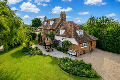 3.7 acres of House with Land for sale in Chislet