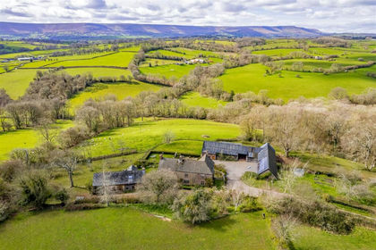 87.3 acres of Farm for sale in Bacton