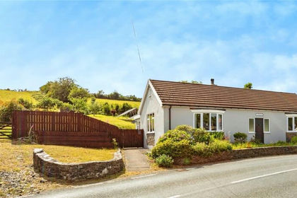 4.2 acres of Smallholding for sale in Llanfihangel Ystrad