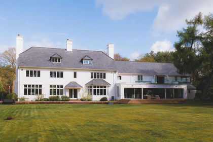 7 acres of House with Land for sale in Chester North and Neston