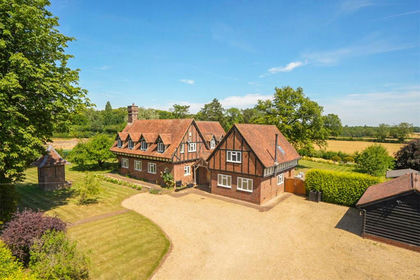 1 acre of House with Land for sale in Chartridge