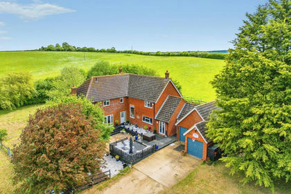 4 acres of House with Land for sale in Billington