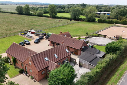 5 acres of Equestrian property for sale in Great Gonerby