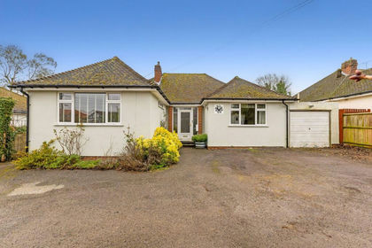 1.5 acres of House with Land for sale in Dorking and Horley