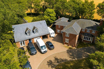 1.1 acres of House with Land for sale in Thurleigh
