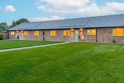 Land for sale in Mollington