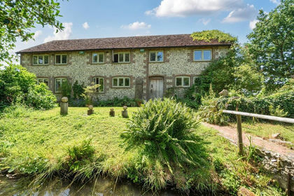 1.5 acres of House with Land for sale in Poynings