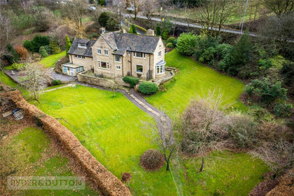 2.5 acres of House with Land for sale in Colne Valley