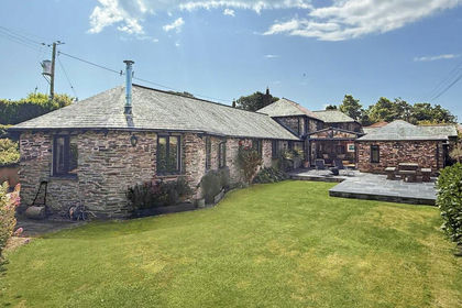 Land for sale in St. Issey