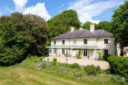 5 acres of Estate for sale in Winterborne St. Martin