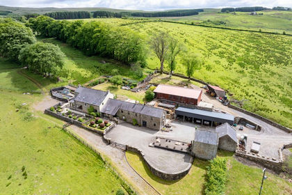 401.3 acres of Farm for sale in Askerton