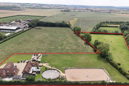 5 acres of Equestrian property for sale in Great Gonerby