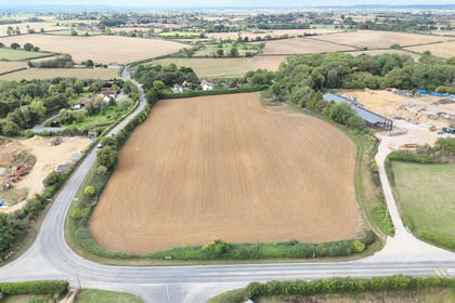 7.6 acres of Farmland for sale in Todber