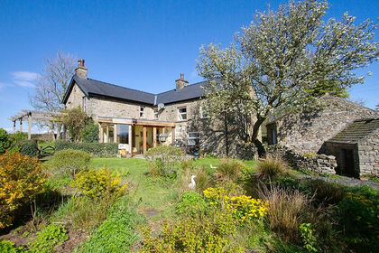 3.1 acres of Farmhouse for sale in Bentham