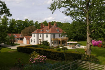 9 acres of Country Home for sale in Brafferton and Helperby