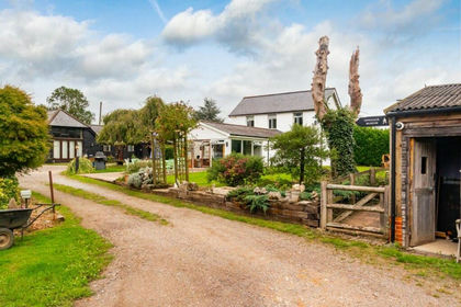 1.7 acres of House with Land for sale in Meopham