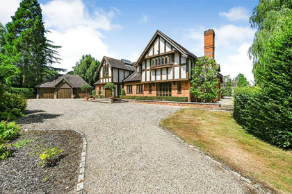 5 acres of House with Land for sale in Standon