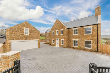 3 acres of House with Land for sale in Shangton