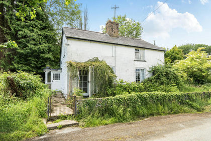 9.3 acres of House with Land for sale in Llanidloes Without