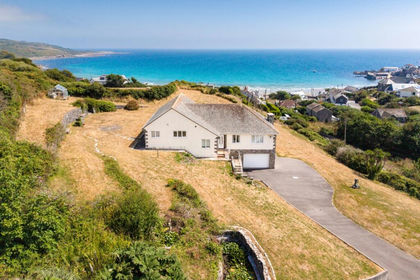 1 acre of House with Land for sale in St. Keverne