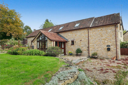 Land for sale in Pilton