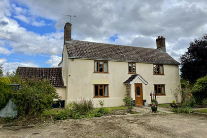 3.6 acres of Equestrian property for sale in Stonham Parva