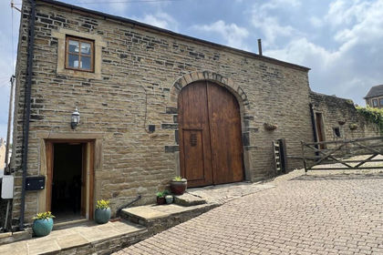 Cottage for sale in Kirkburton