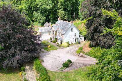 6.6 acres of Country Home for sale in Hewelsfield and Brockweir