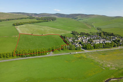 9.9 acres of Greenfield Land for sale in Dumfriesshire, Clydesdale and Tweeddale